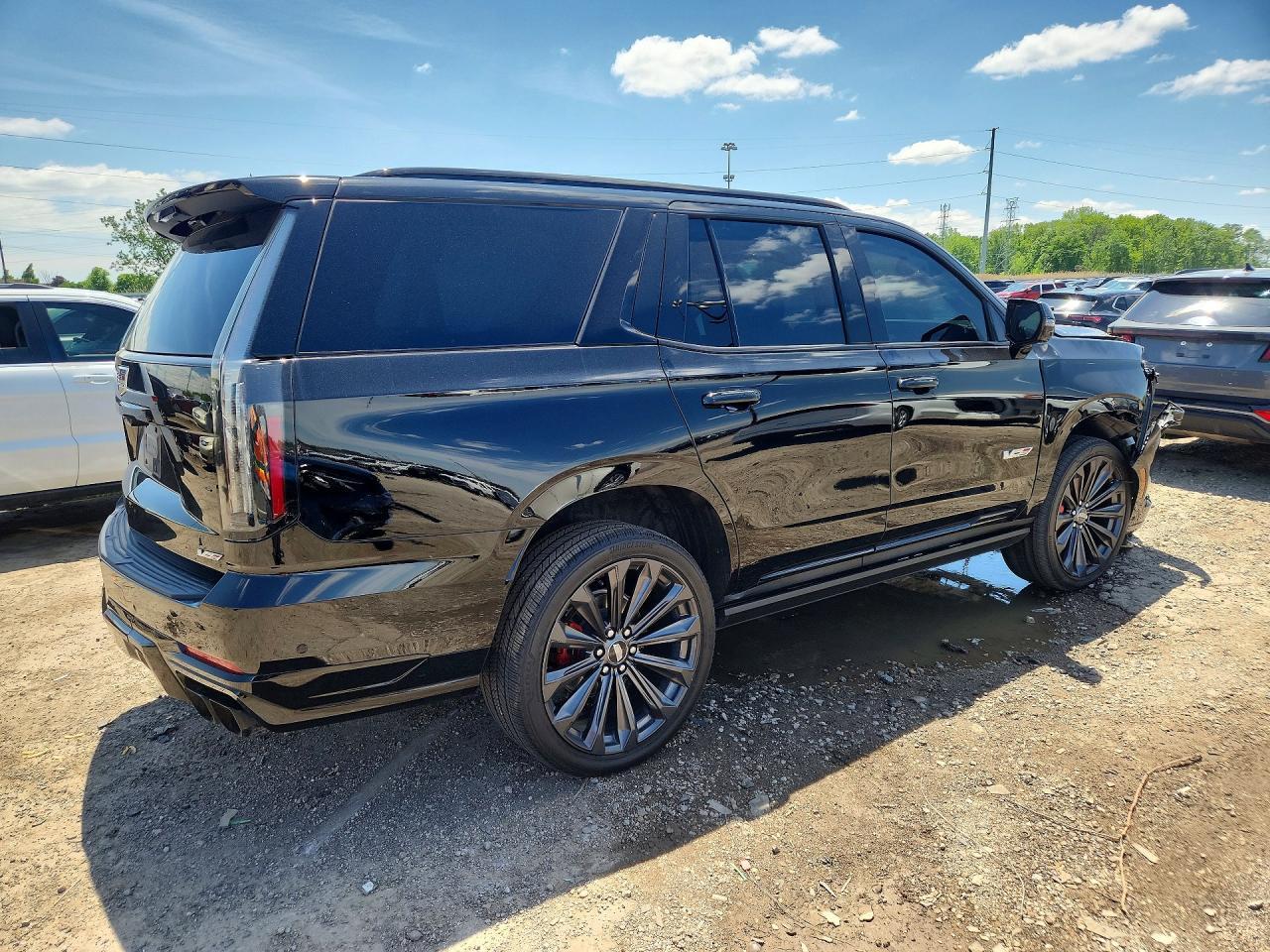 2025 Cadillac Escalade V - Фото 3