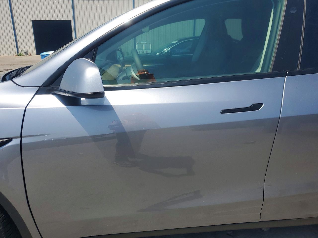 2024 Tesla Model Y - Фото 7