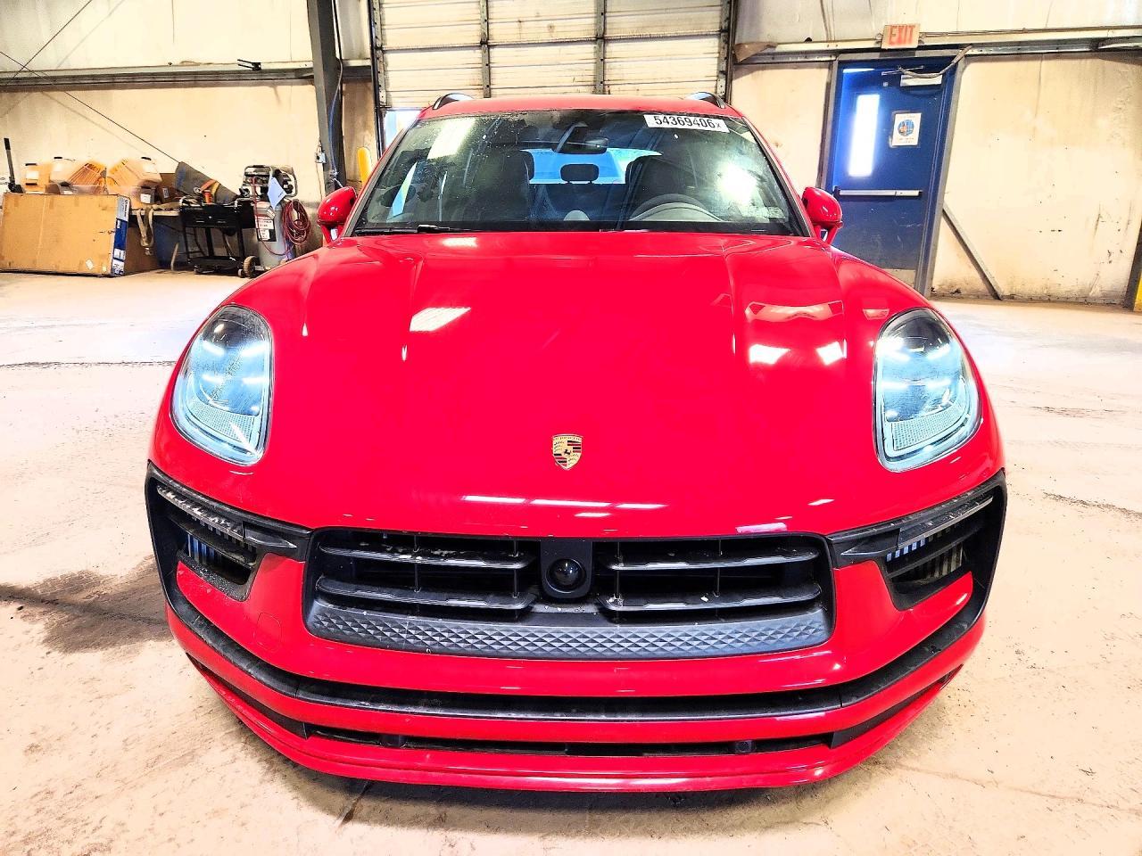 2025 Porsche Macan S - Image 5
