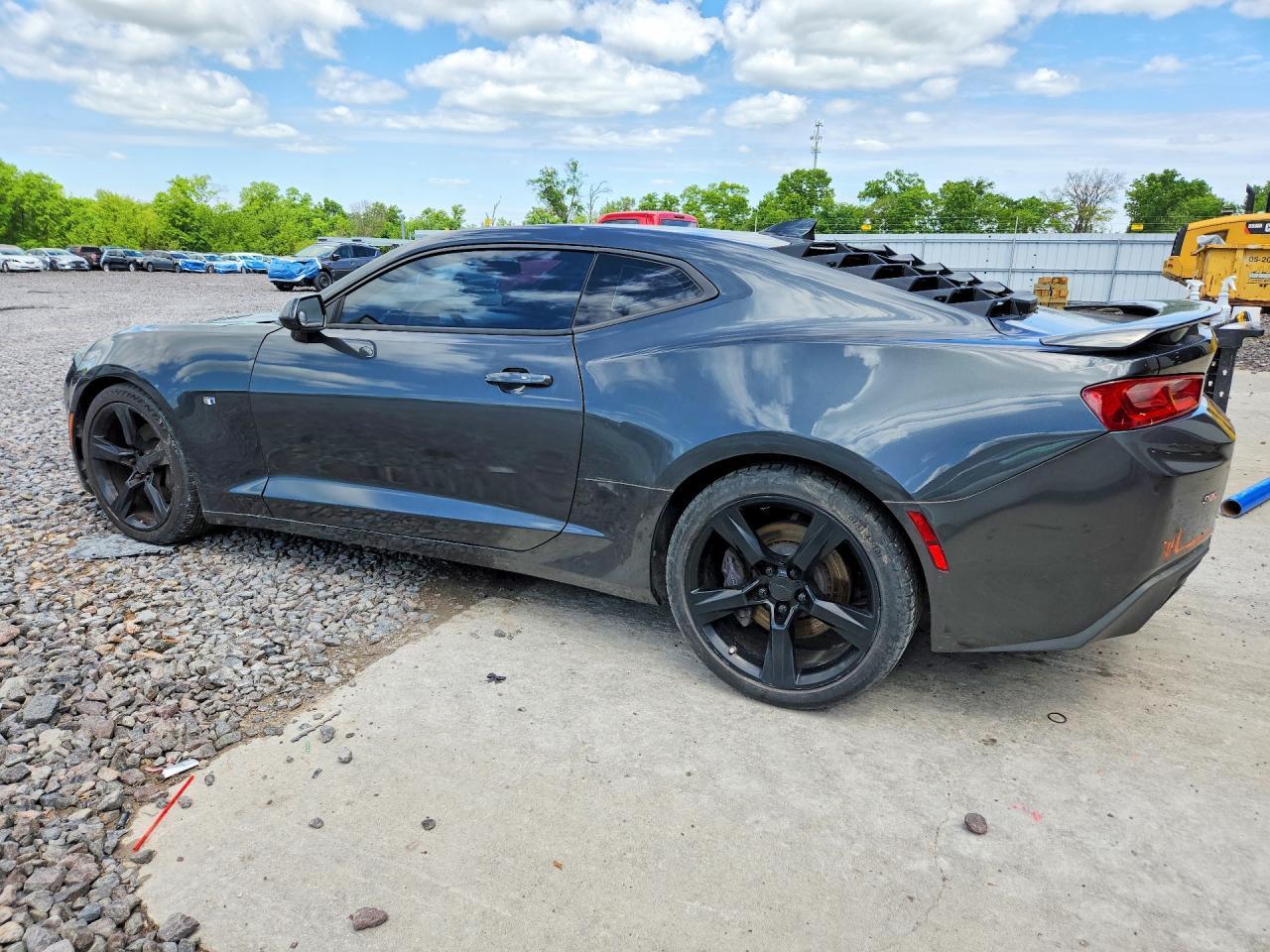 2016 Chevrolet Camaro Ss - Image 2