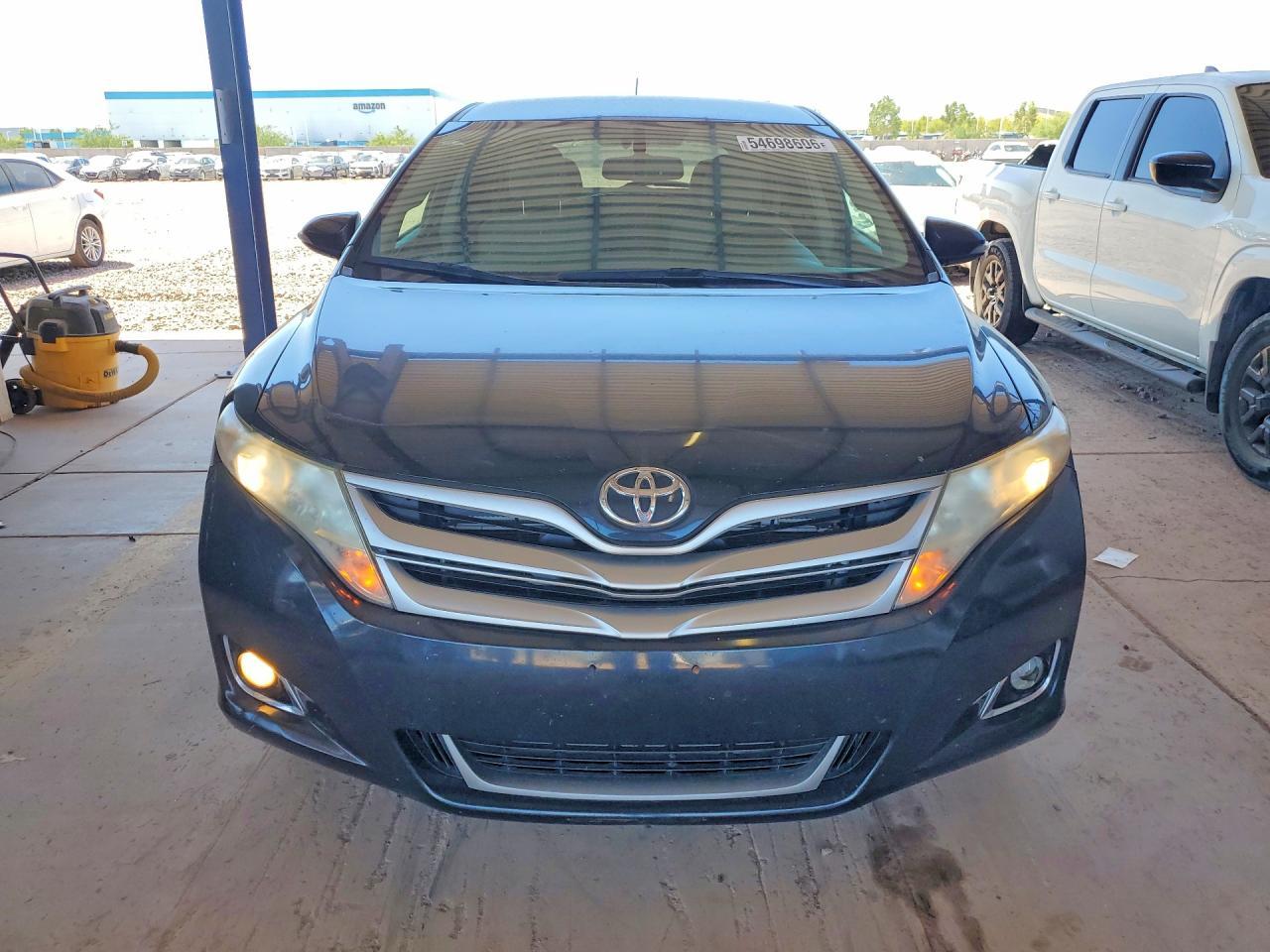 2015 Toyota Venza Le - Image 5
