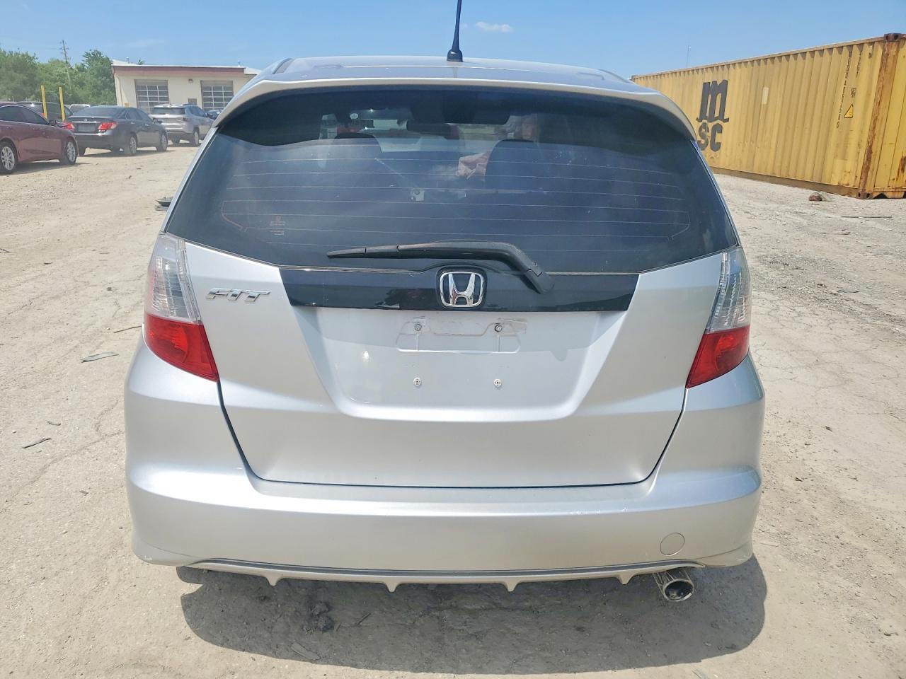 2011 Honda Fit Sport - Фото 6