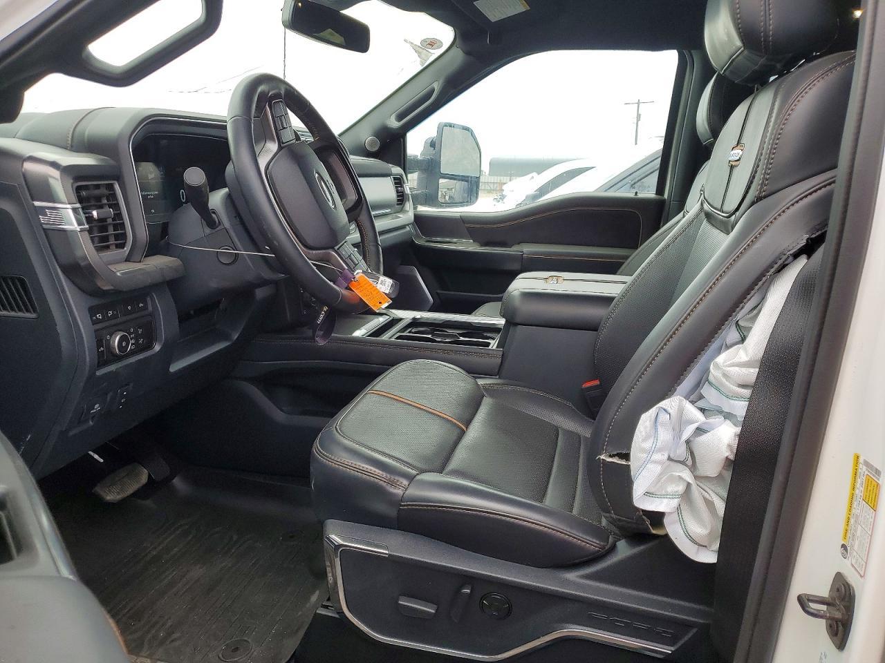 2024 Ford F350 Super Duty - Image 7