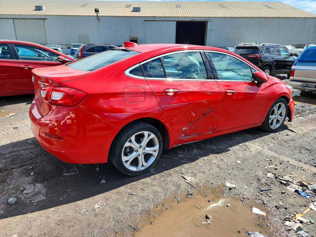 2017 Chevrolet Cruz - Фото 3