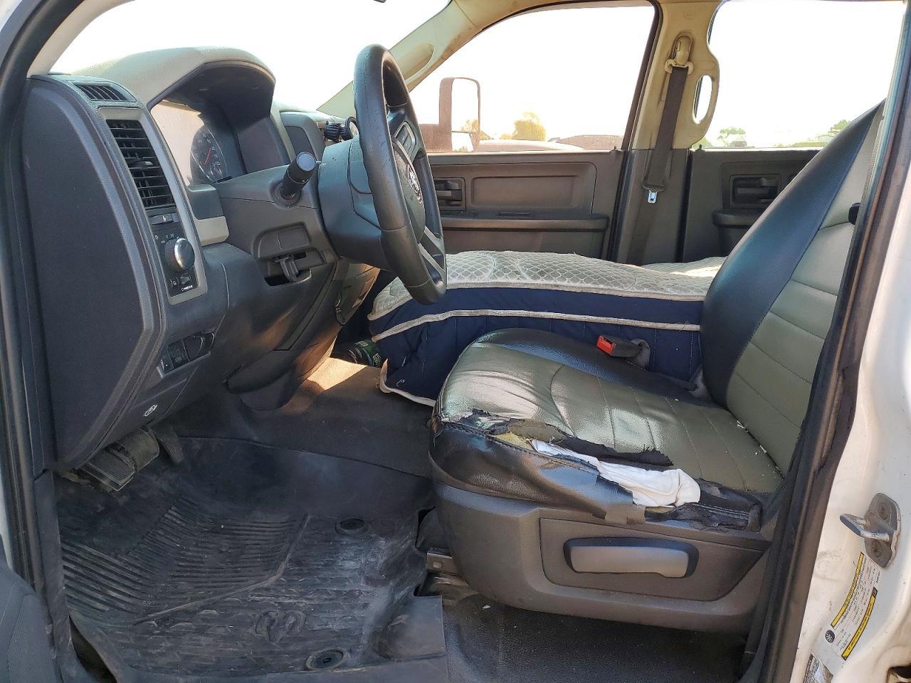 2011 Dodge Ram 3500 - Фото 7