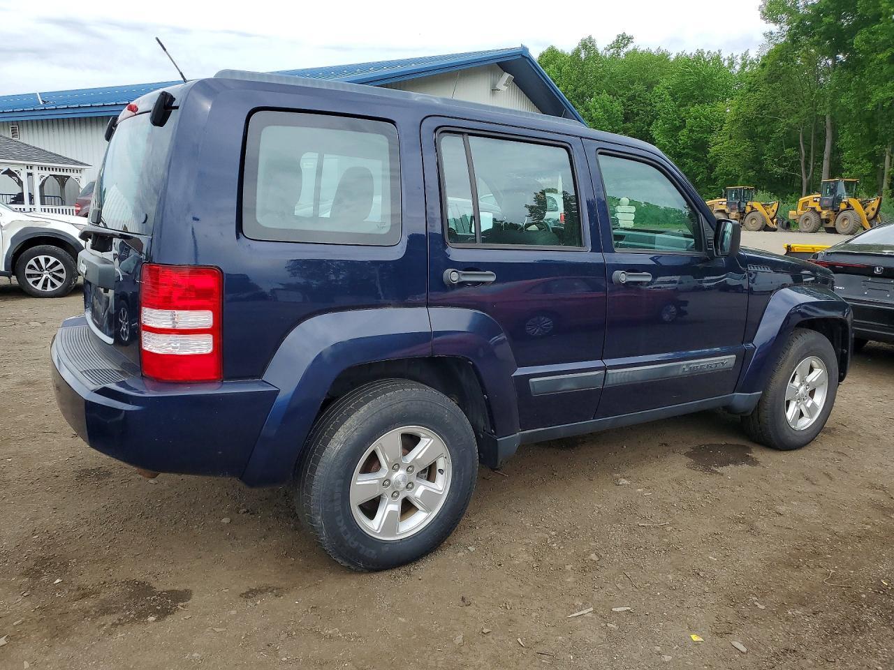 2012 Jeep Liberty Sport - Фото 3