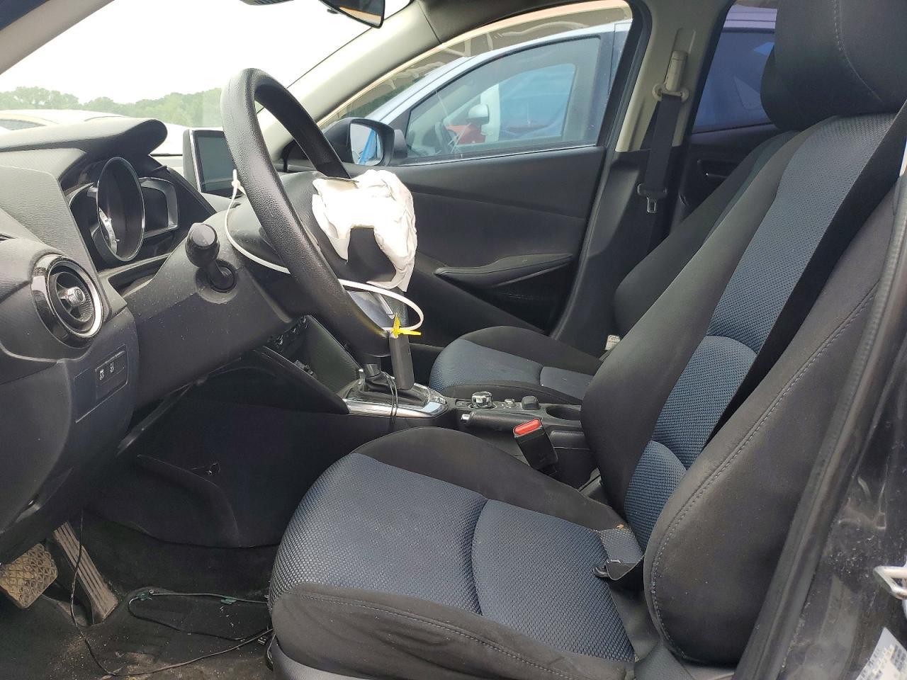 2016 Toyt Scion Ia Base - Image 7