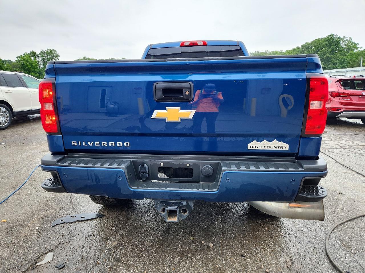 2018 Chevrolet Silverado K2500 High Country - Image 6