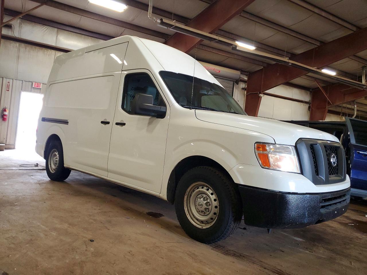 2015 Nissan Nv 2500 - Image 4