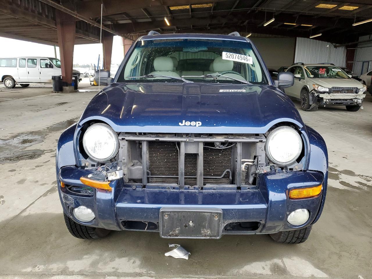 2004 Jeep Liberty Limited - Image 5