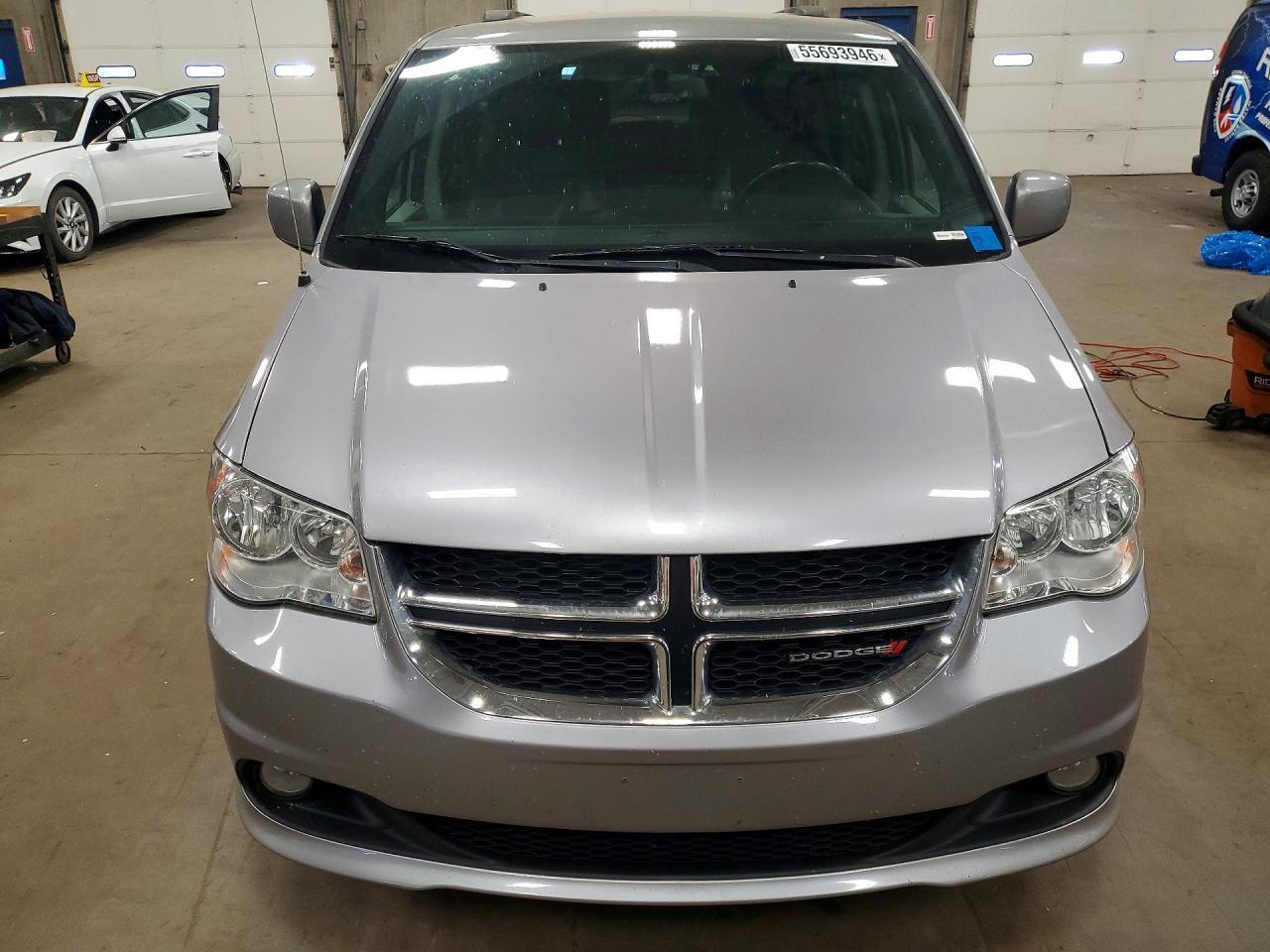 2016 Dodge Grand Caravan Sxt - Фото 5