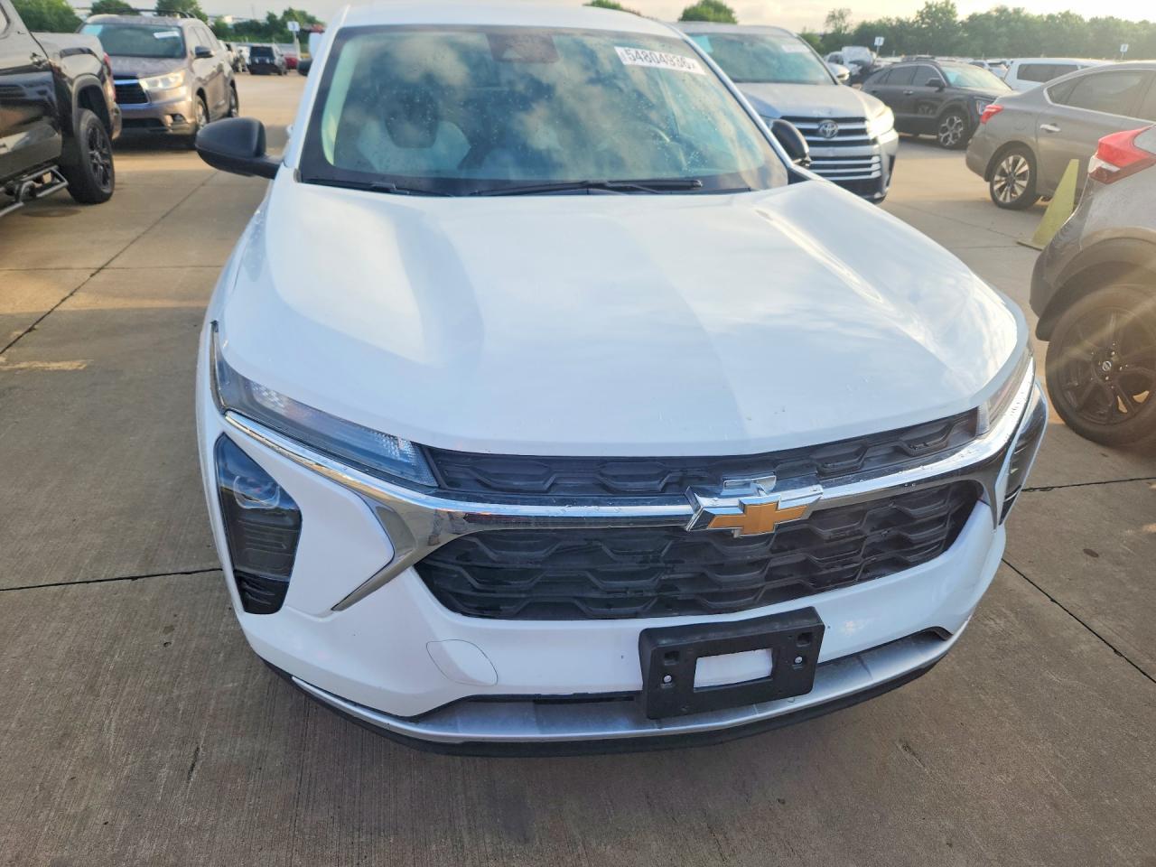 2025 Chevrolet Trax Ls - Фото 5
