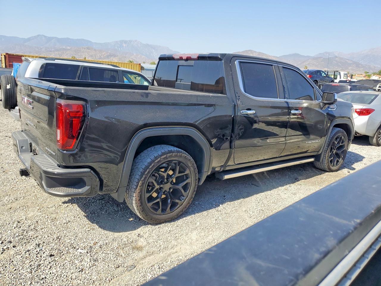 2021 GMC Sierra K1500 Denali - Фото 3