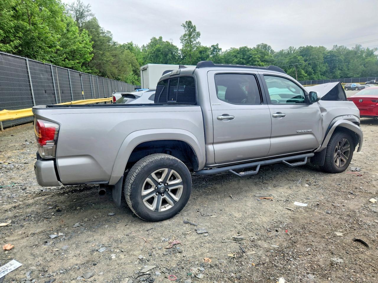 2016 Toyota Tacoma Limited - Image 3
