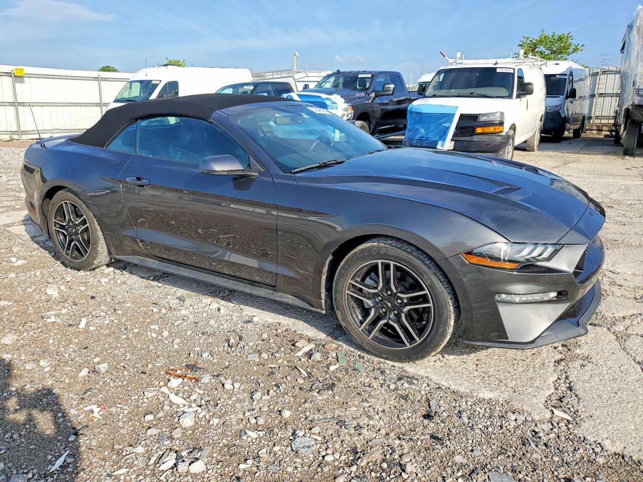 2020 Ford Mustang - Image 4