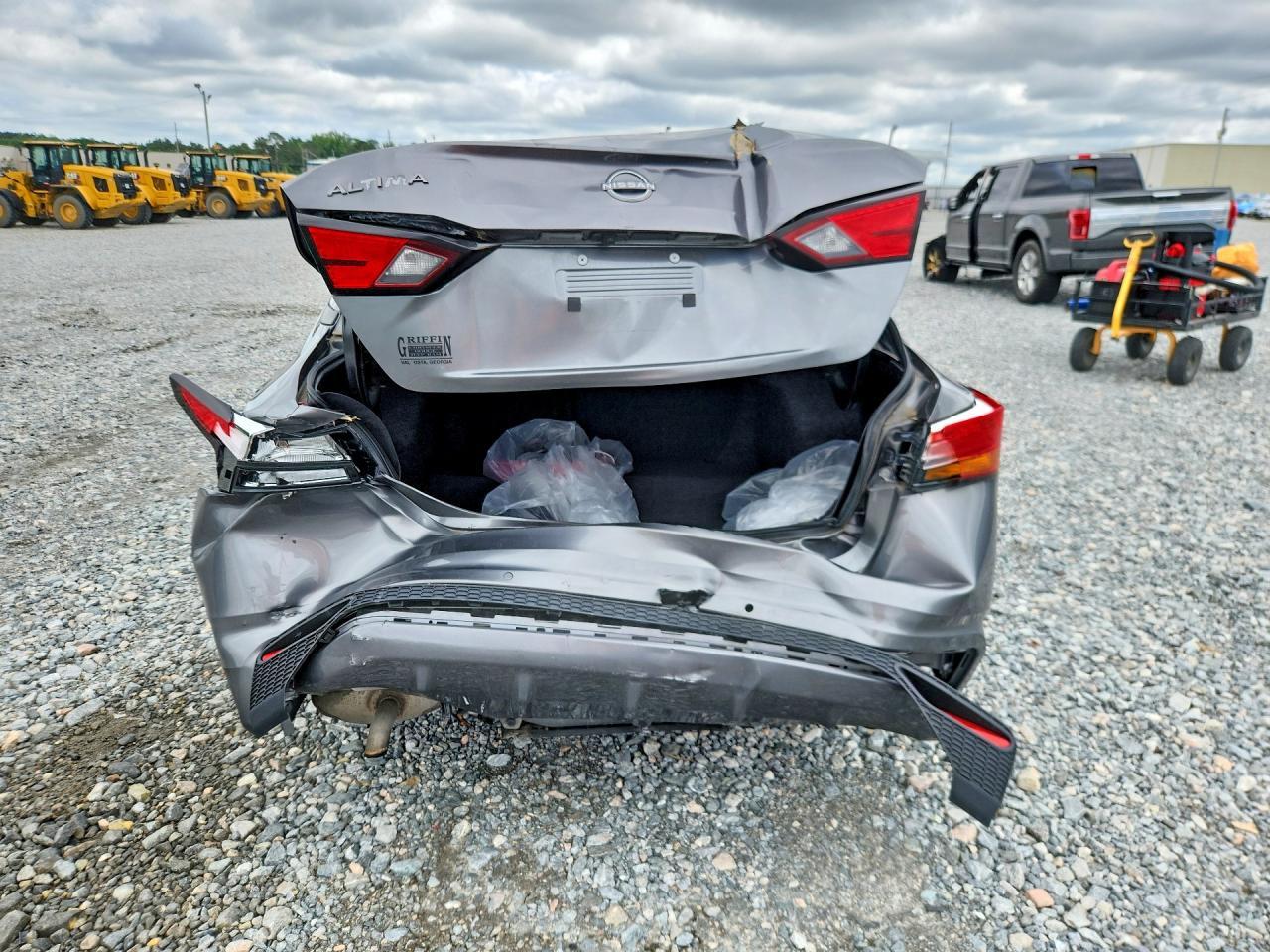2023 Nissan Altima S - Image 6