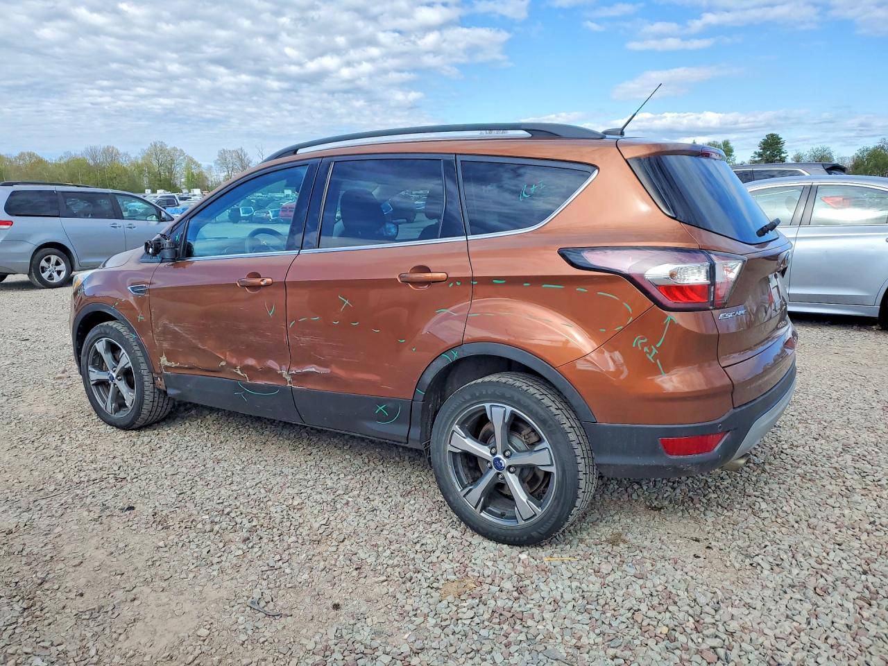 2017 Ford Escape Se - Фото 2