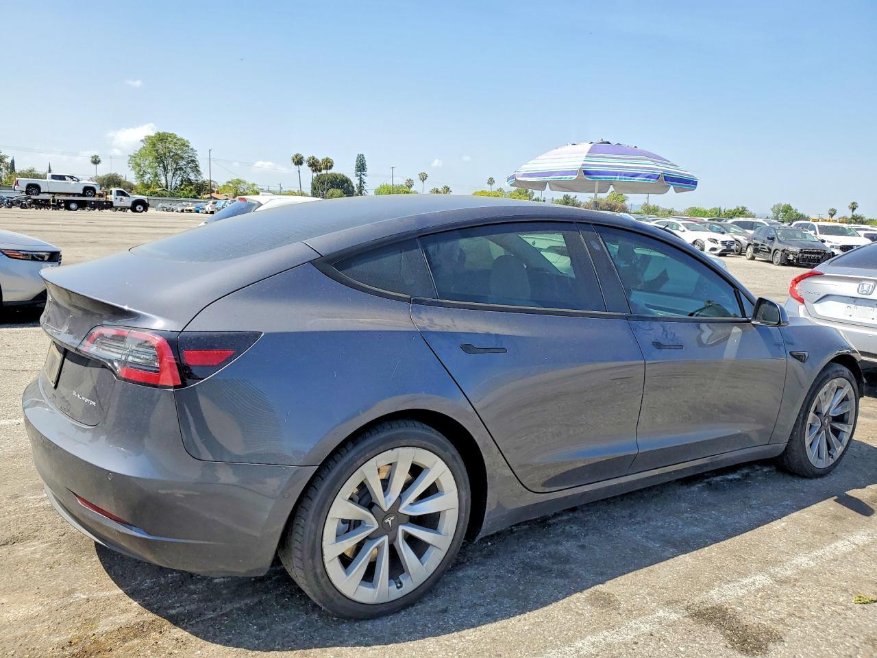 2021 Tesla Model 3 - Image 3