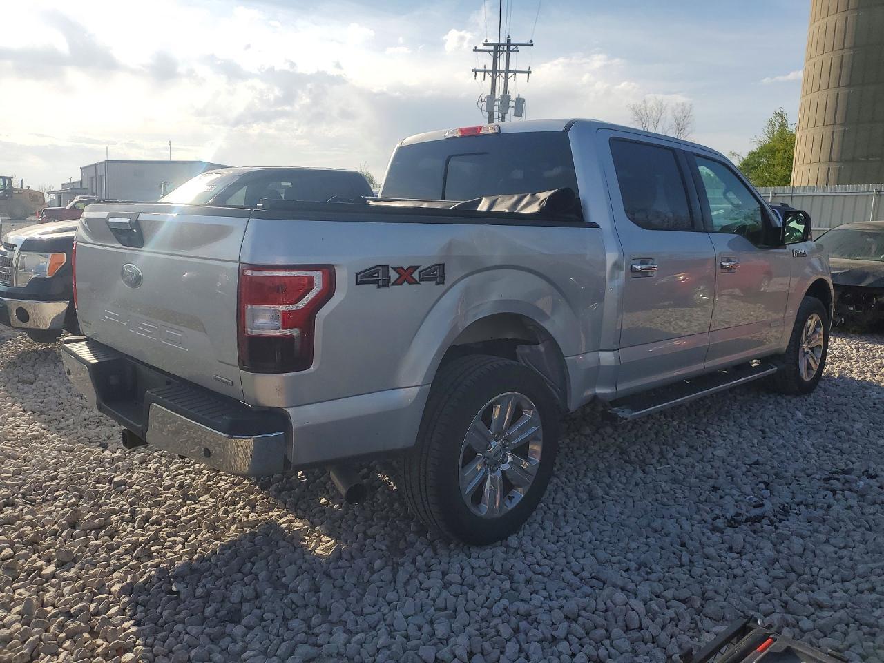 2018 Ford F150 Supercrew - Фото 3