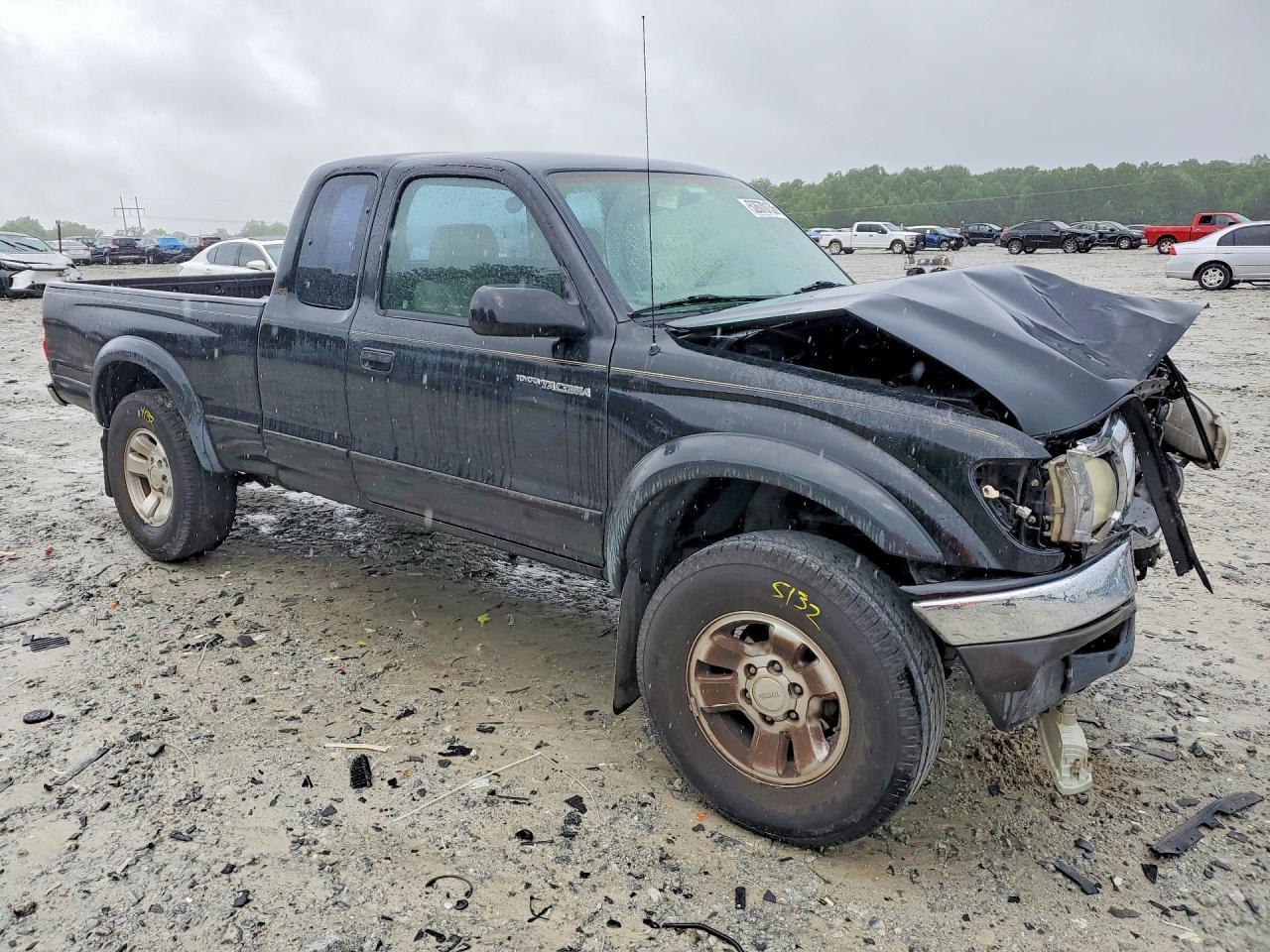 2004 Toyota Tacoma Xtracab Prerunner - Image 4