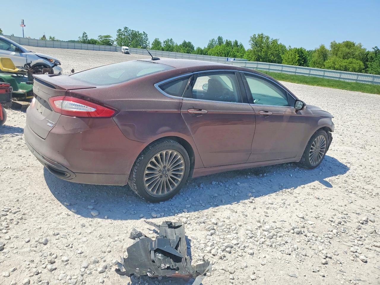 2015 Ford Fusion Titanium - Фото 3