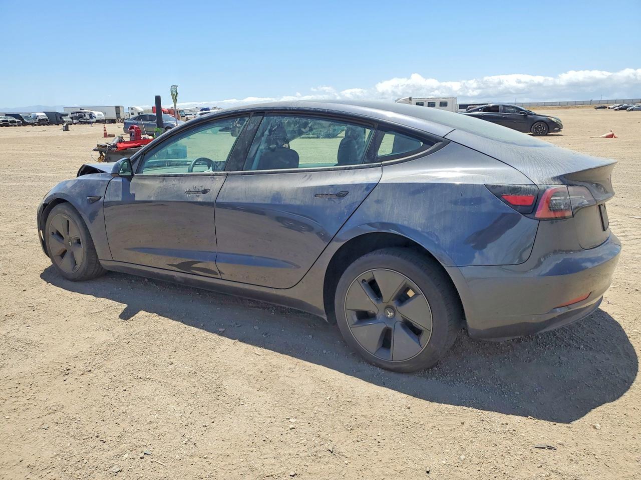 2023 Tesla Model 3 - Image 2
