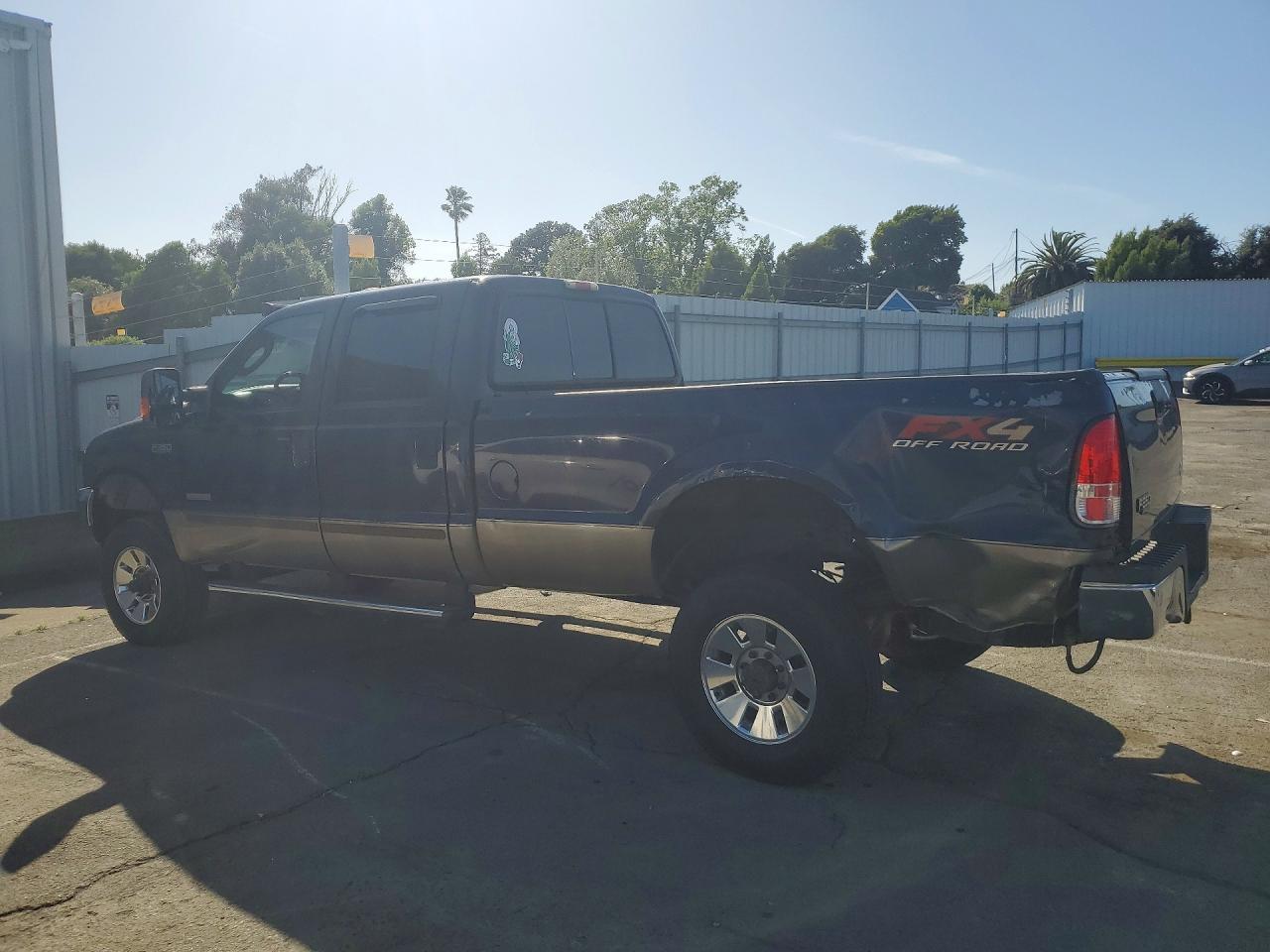 2004 Ford F350 Srw Super Duty - Image 2