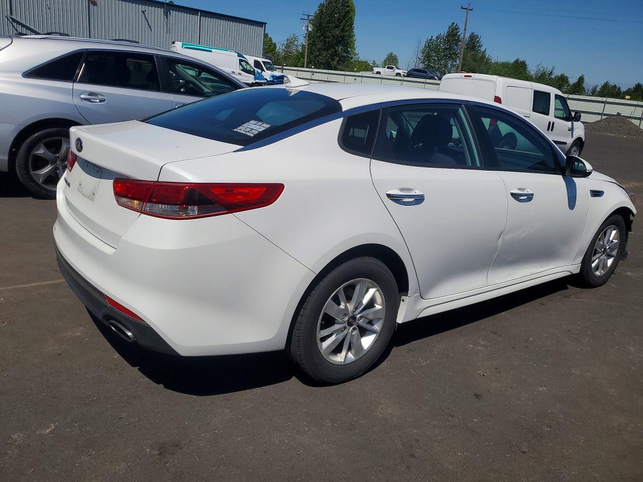 2018 Kia Optima Lx - Фото 3