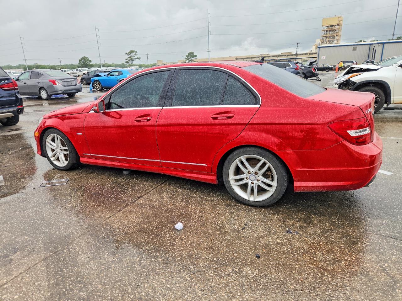 2012 Mercedes-Benz C 250 - Фото 2