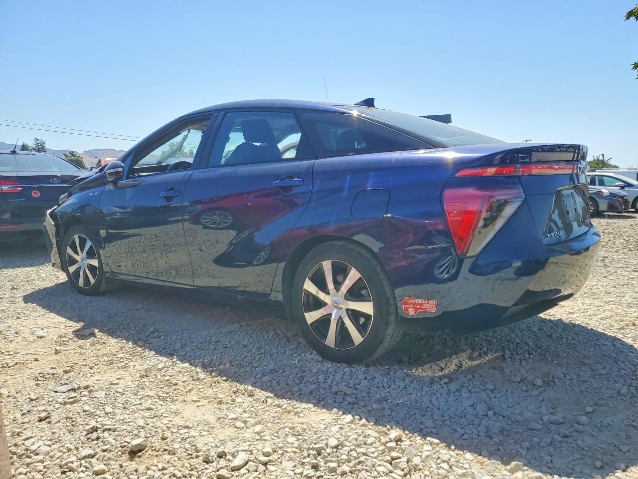 2017 Toyota Mirai Base - Image 2