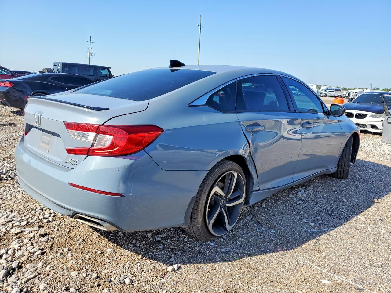 2022 Honda Accord Sport - Image 3