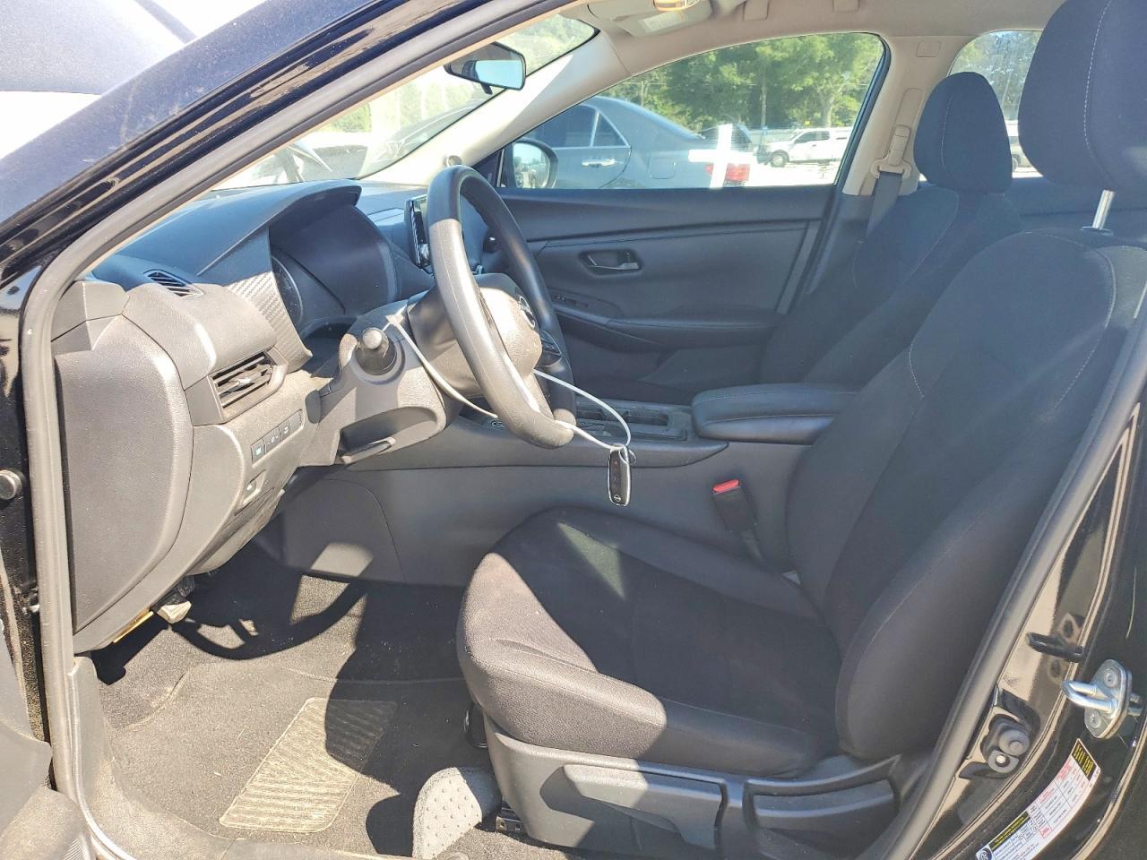 2025 Nissan Sentra S - Image 7