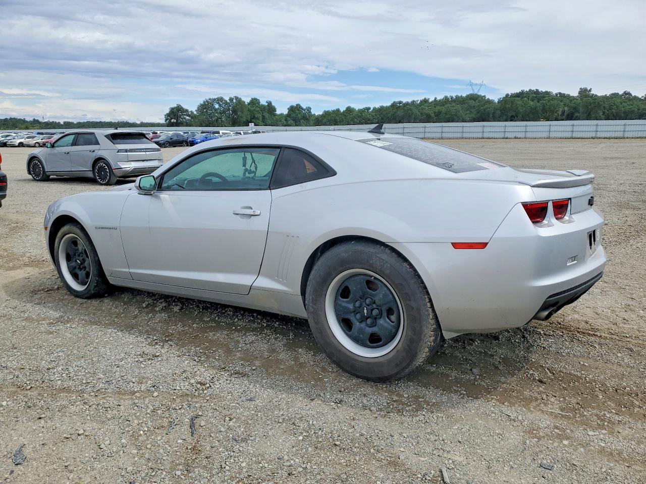 2013 Chevrolet Camaro Ls - Фото 2