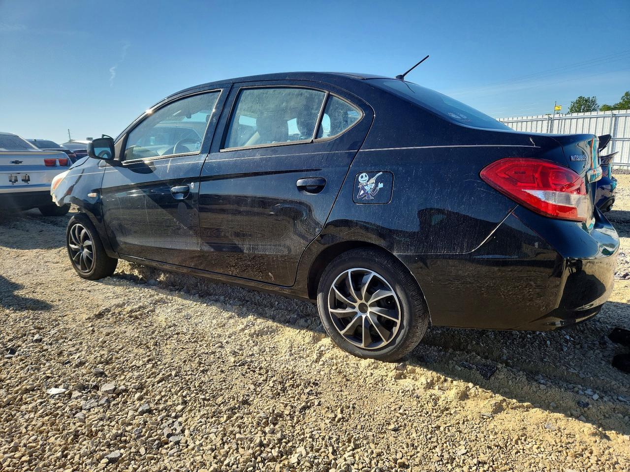 2017 Mitsubishi Mirage G4 Es - Image 2