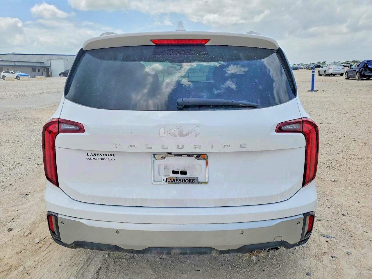 2024 Kia Telluride S - Image 6