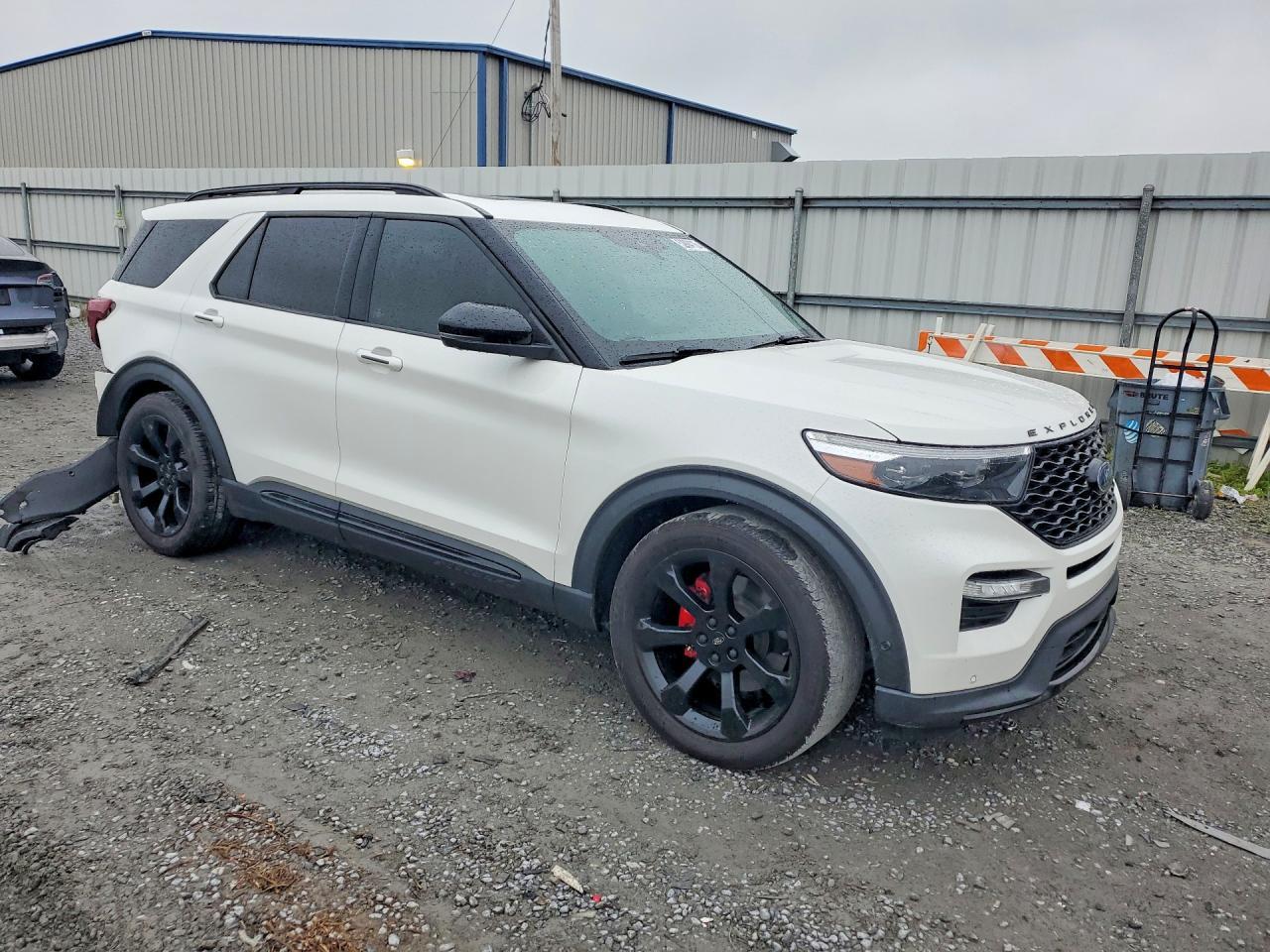 2022 Ford Explorer St - Фото 4