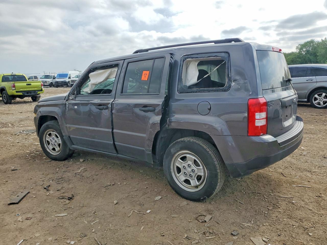 2015 Jeep Patriot Sport - Image 2