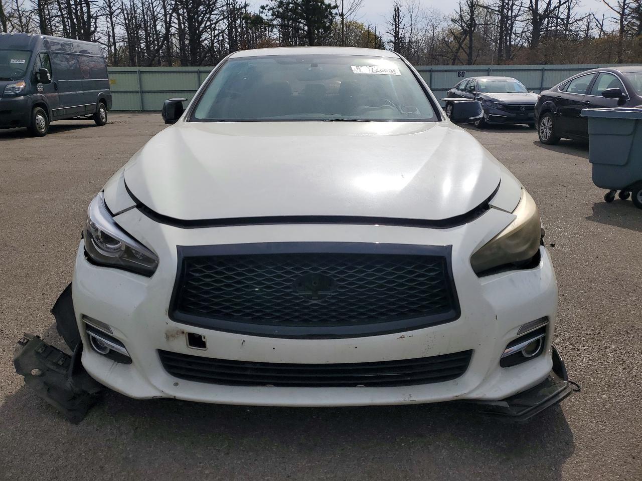 2017 Infiniti Q50 3.0T Premium - Фото 5
