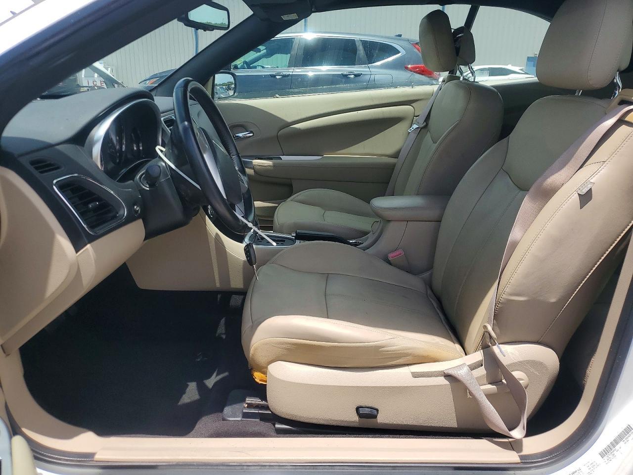 2011 Chrysler 200 Limited - Фото 7