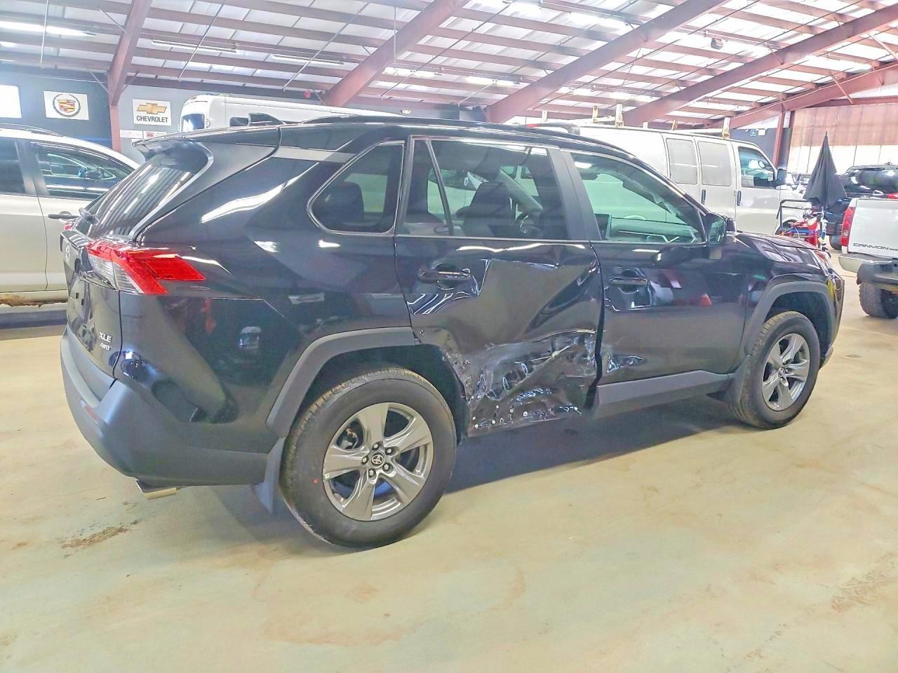 2025 Toyota Rav4 Xle - Фото 3