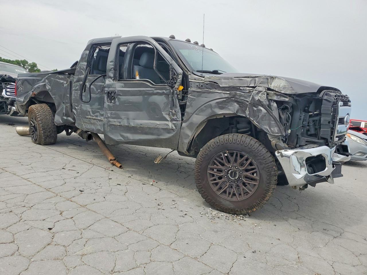 2015 Ford F350 Super Duty - Фото 4