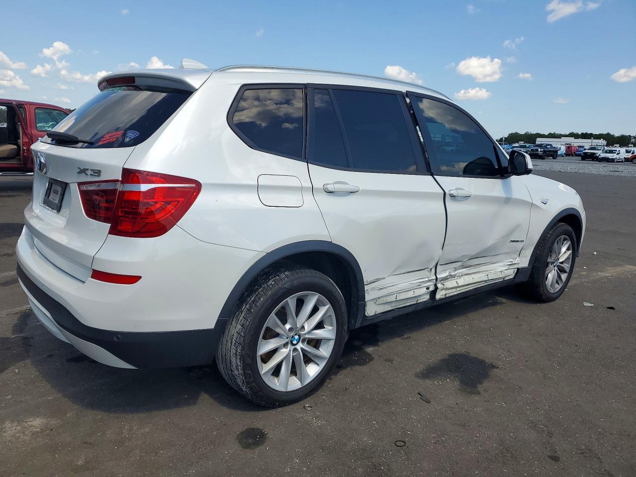 2016 BMW X3 xDrive28I - Фото 3