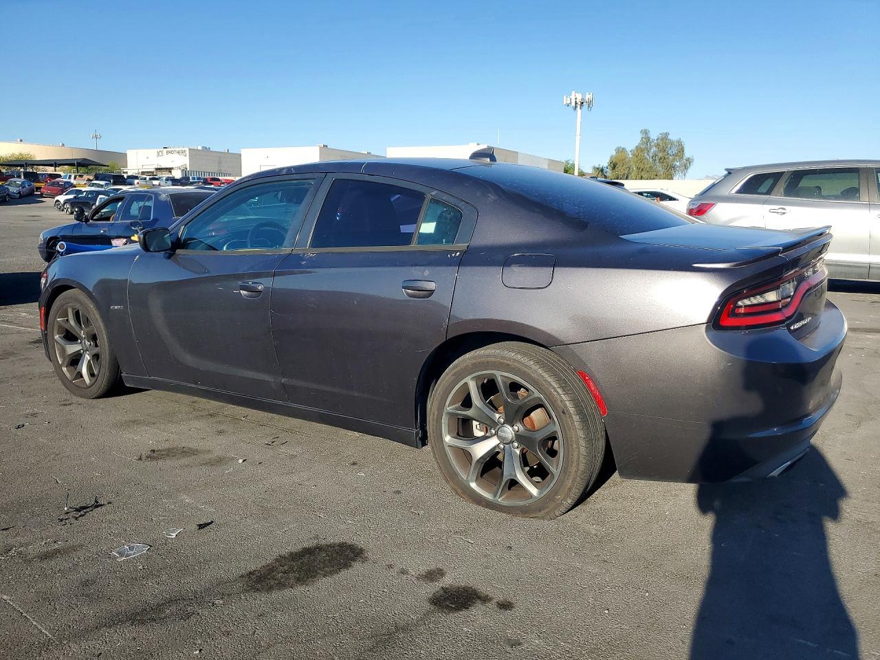 2015 Dodge Charger R - Фото 2