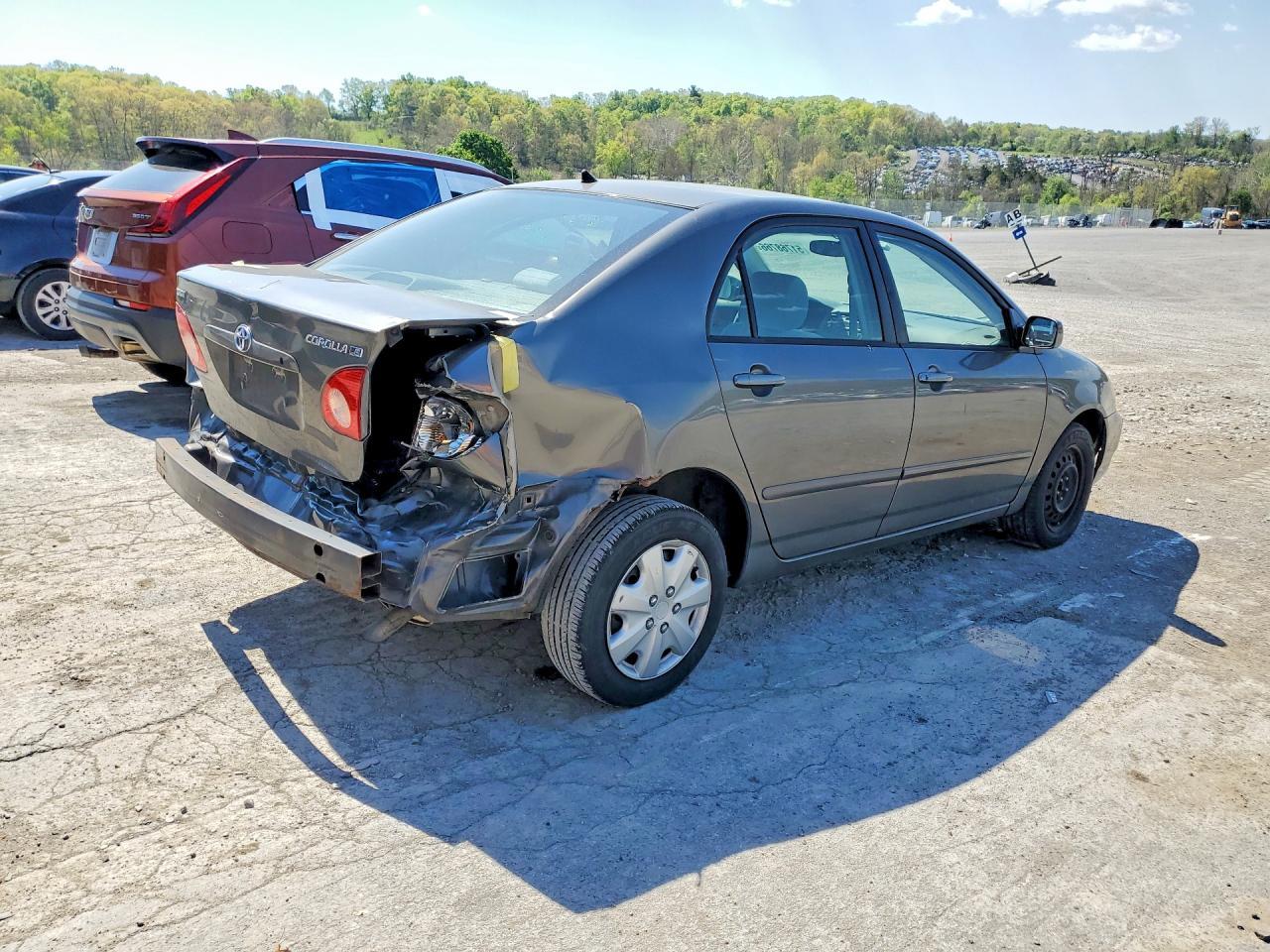 2005 Toyota Corolla Le - Image 3