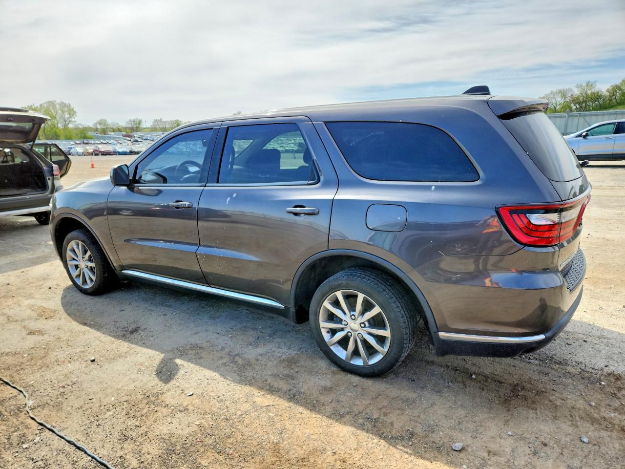 2017 Dodge Durango Sxt - Фото 2