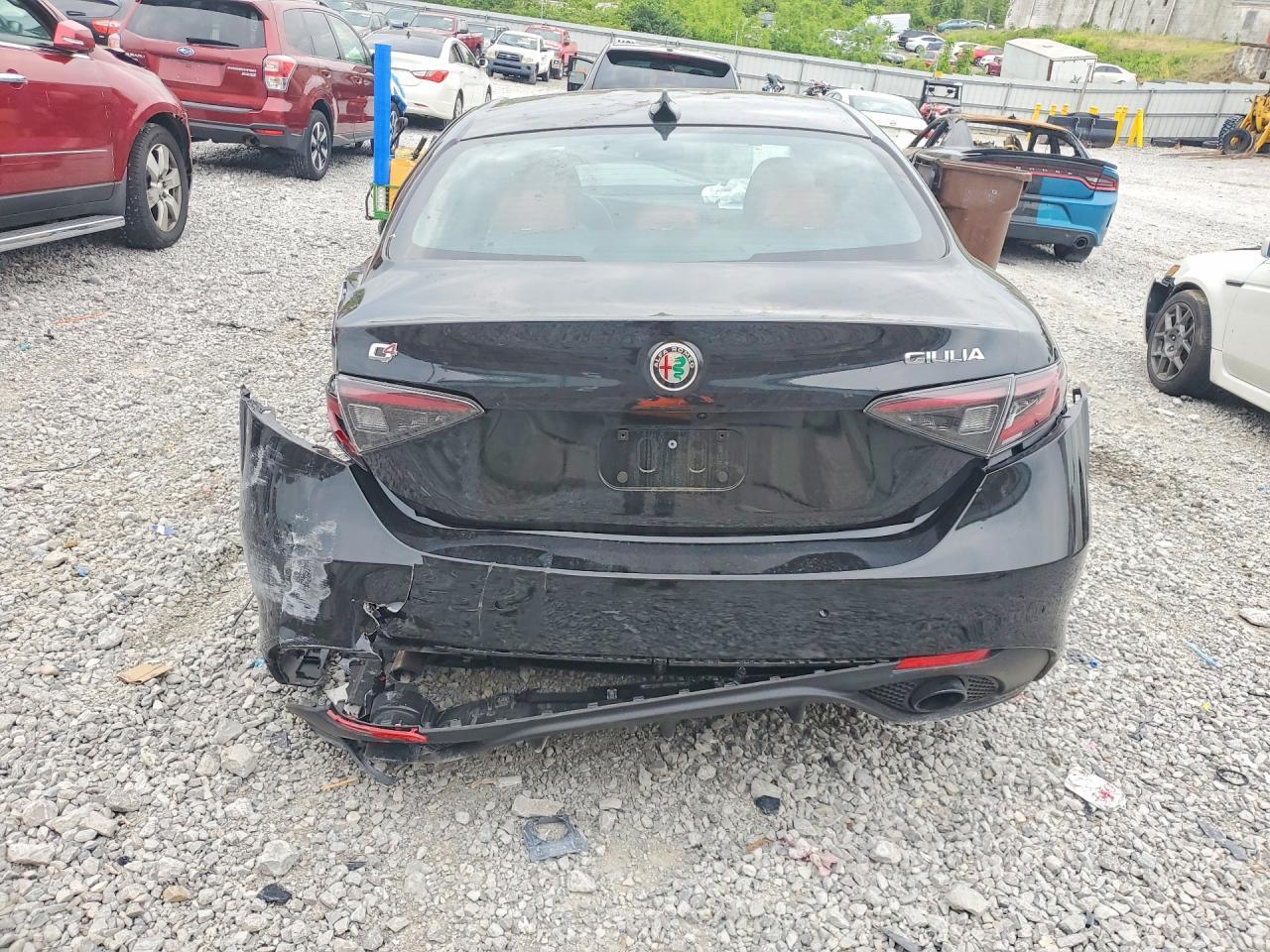 2026 Alfa Romeo Giulia Sprint - Image 6