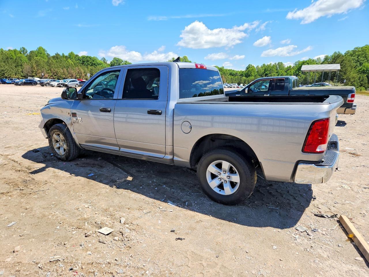 2022 Ram 1500 Classic Slt - Фото 2