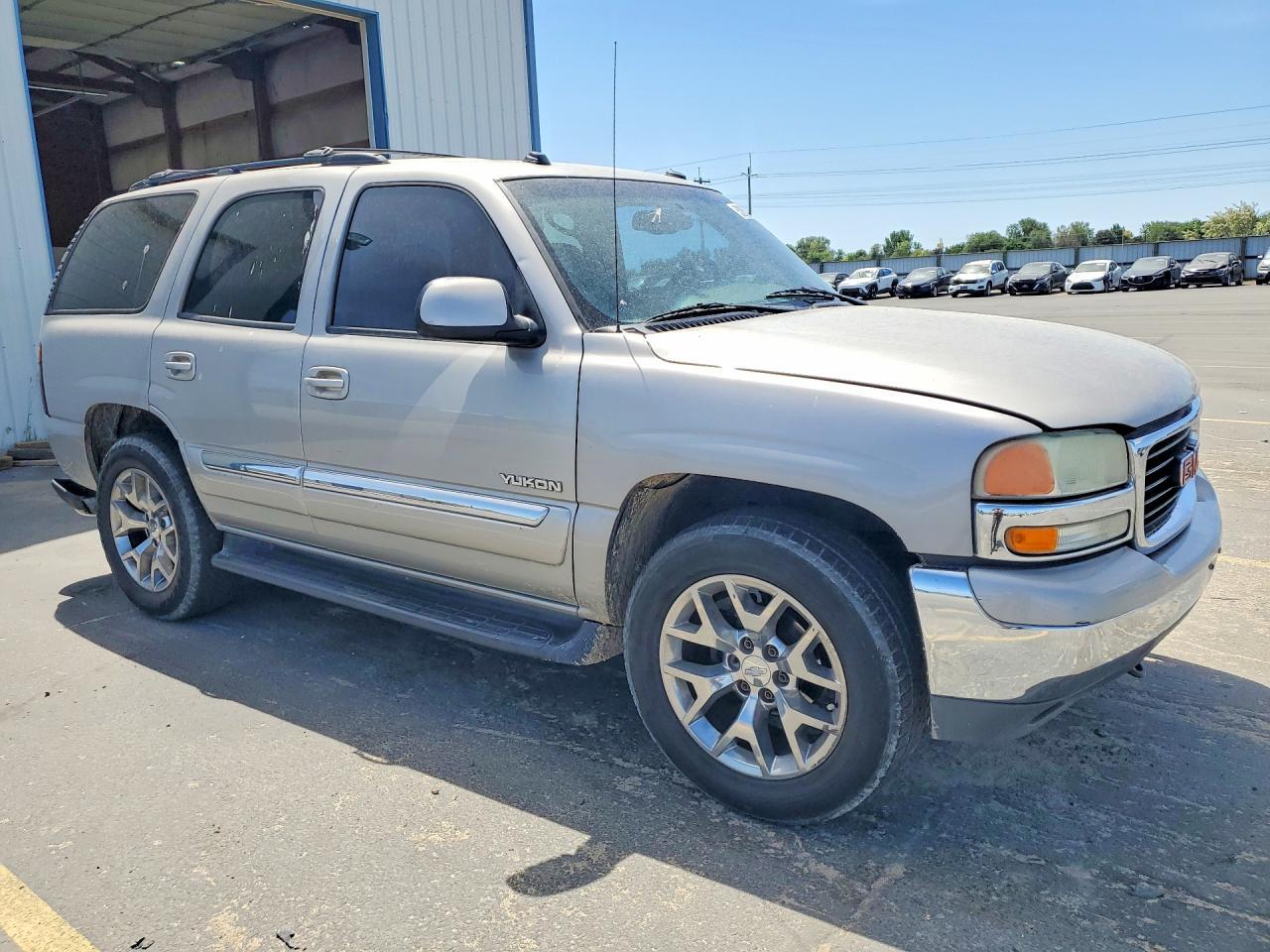 2004 GMC Yukon - Фото 4