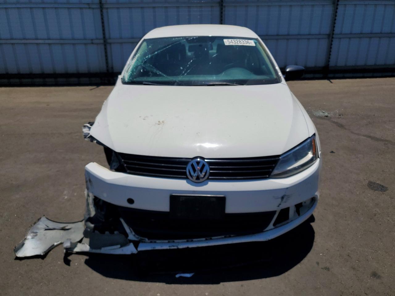 2011 Volkswagen Jetta Base - Image 5