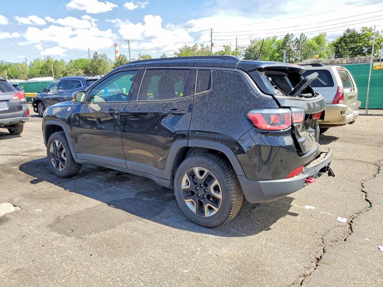 2017 Jeep Compass Trailhawk - Фото 2